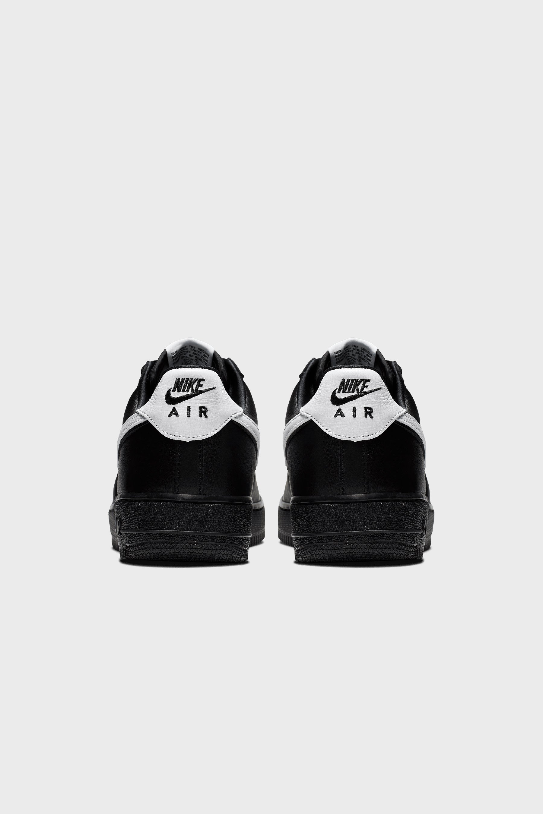 Air force 1 black with best sale white stripe