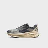 Nike Vomero 18 OATMEAL/BLACK-ANTHRACITE-VOLT IH4114-140