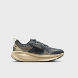 Nike Vomero 18 OATMEAL/BLACK-ANTHRACITE-VOLT IH4114-140