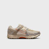 Nike Zoom Vomero 5 LT OREWOOD BRN/KHAKI-PALE IVORY IM6966-104