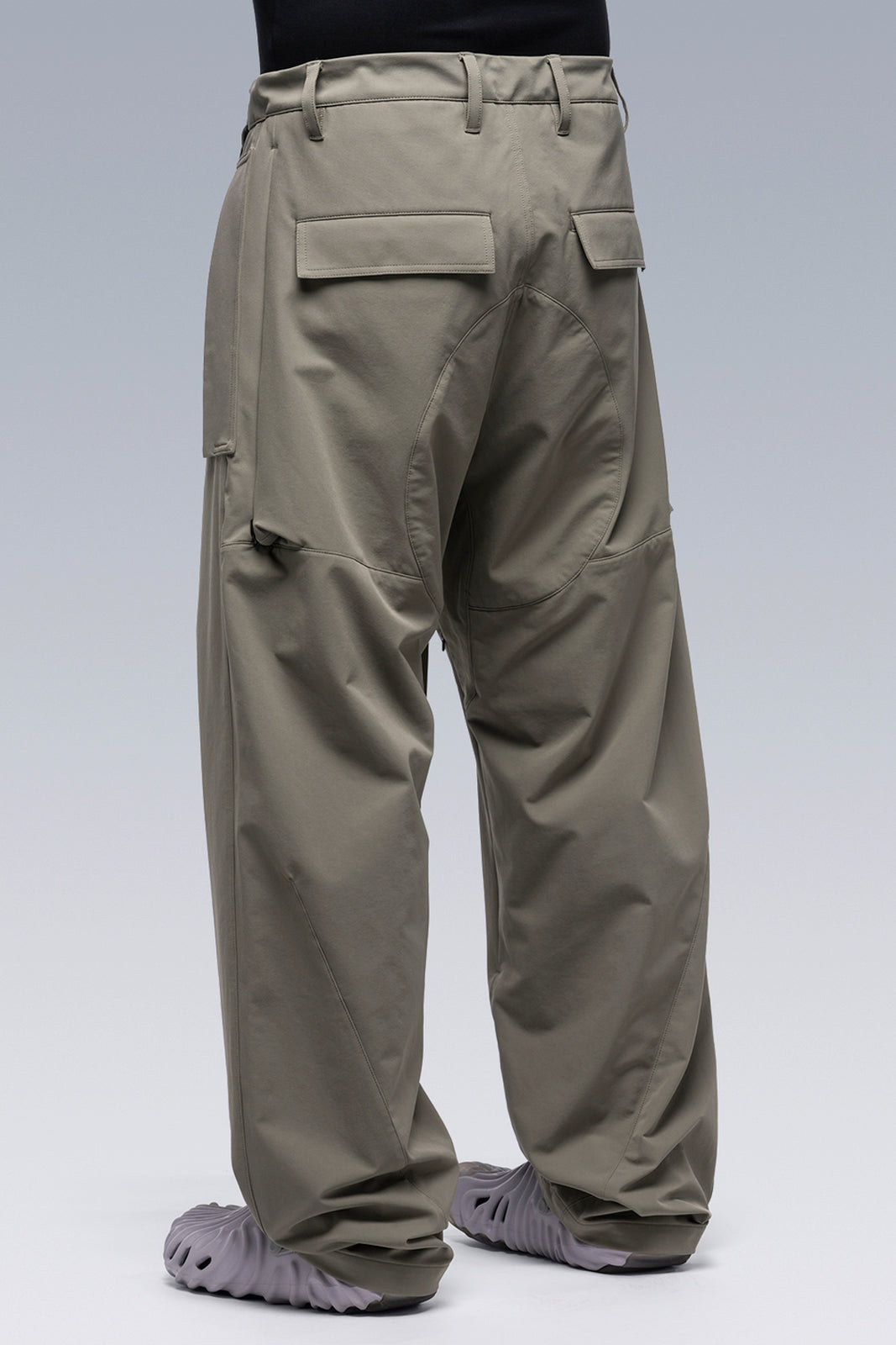 P46-DS Vent Pant Alpha Green – NOMAD