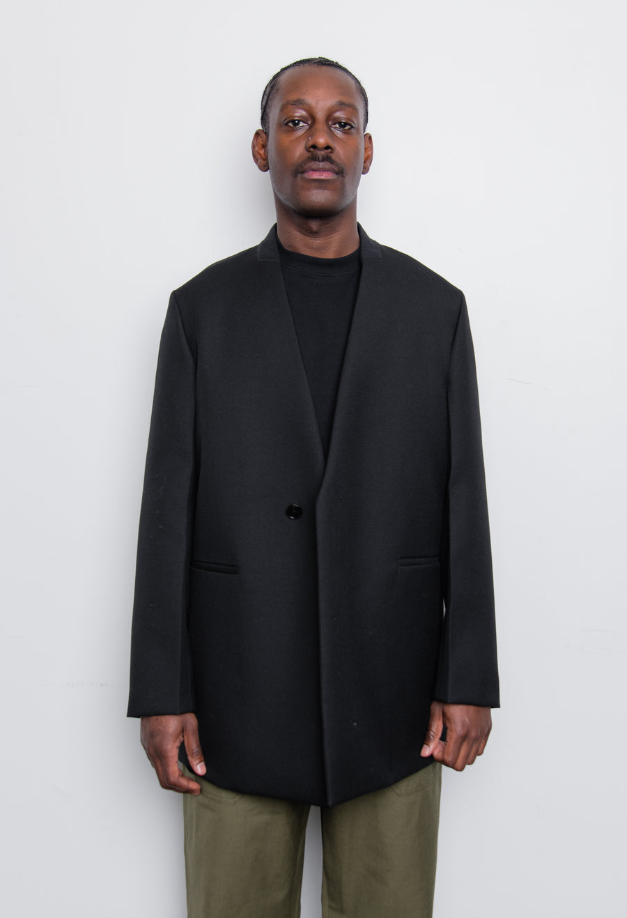 Sharp Wool Serge Lapelless Jacket Black JS21BN0011
