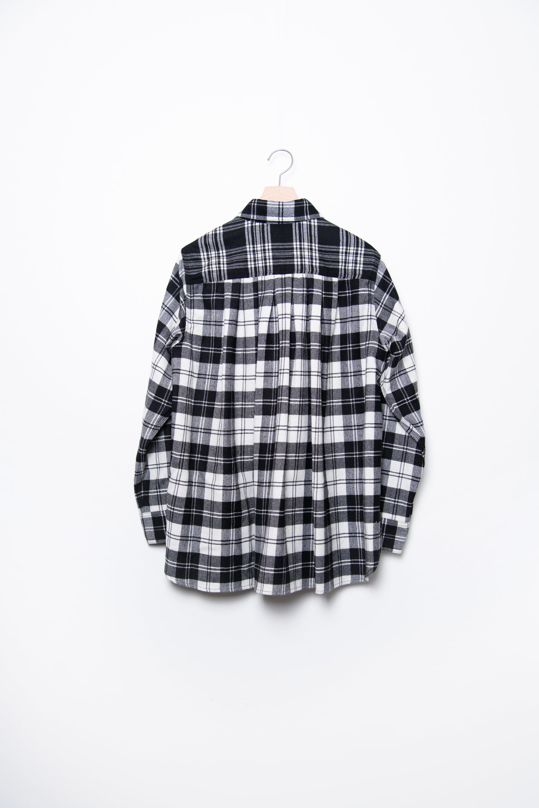 Pleated Flannel Shirt Black FU6-SH-02 – NOMAD