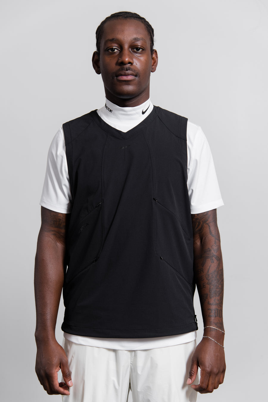 NRG Woven Vest Black DJ5582-010 (LAUNCH PRODUCT)