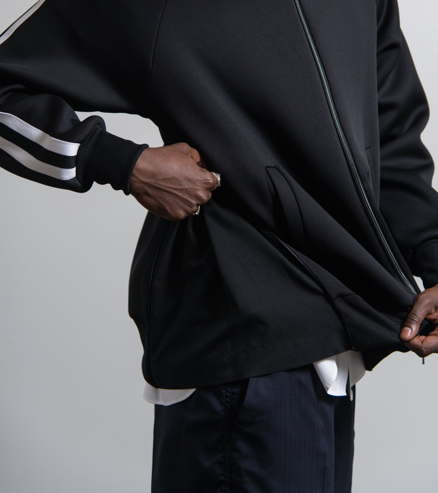 Ventilation Track Jacket Black/White – NOMAD