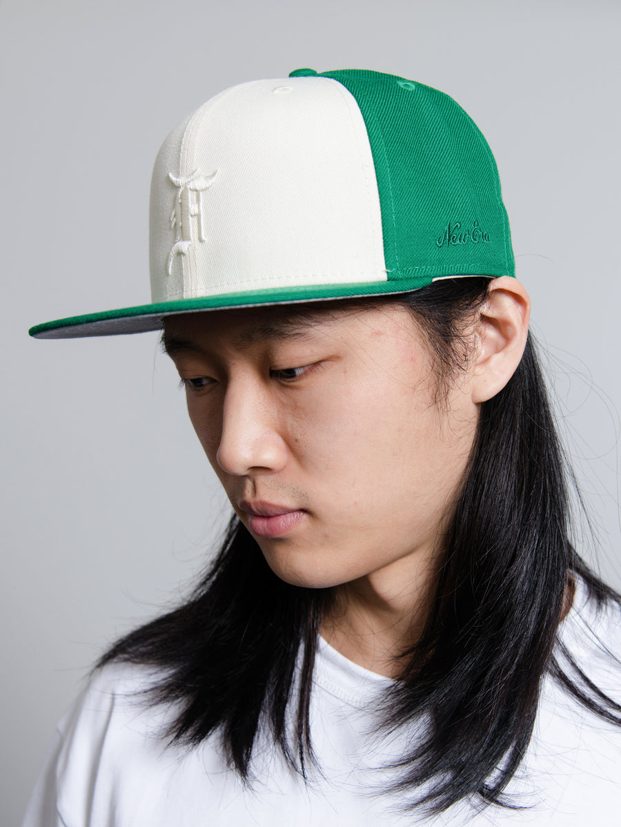 Essentials 59FIFTY Fitted Cap Kelly Green/Wine Cork